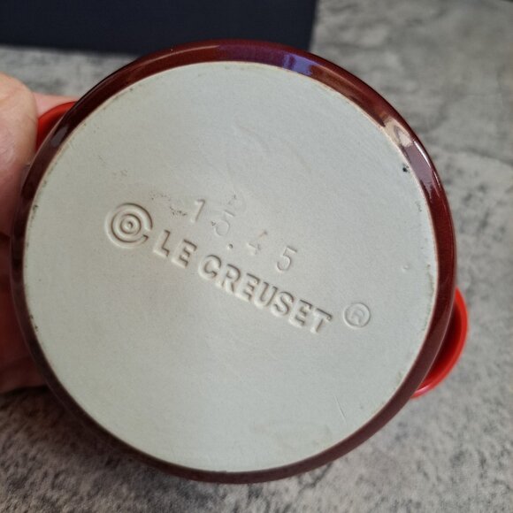 Le Creuset Petite Mini Round Casserole Ramekin Lidded Dish Red - Picture 4 of 12